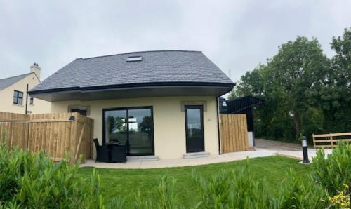 Omagh Apartment | Lakemount Lodge