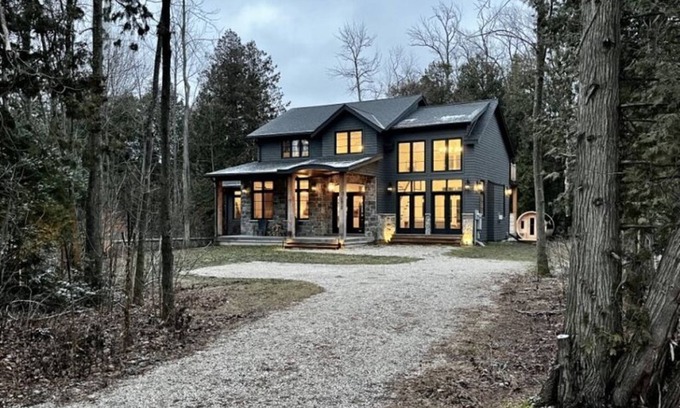 Saugeen Shores House | Lakeridge House, is an executive luxury weekly summer & off-season weekly rental