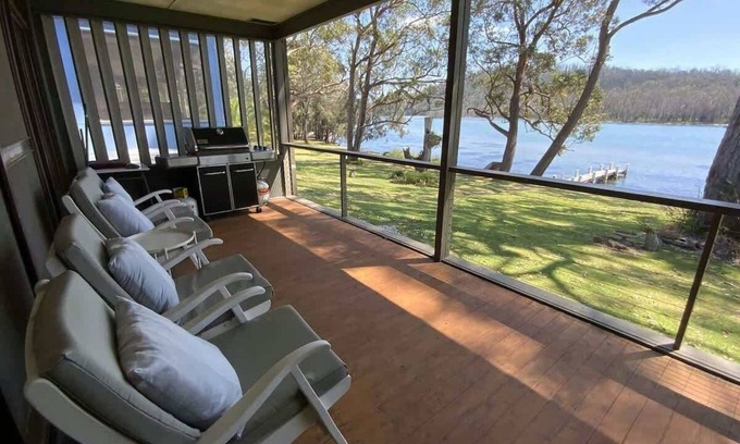 Lake Conjola House | Lakes Edge at Lake Conjola