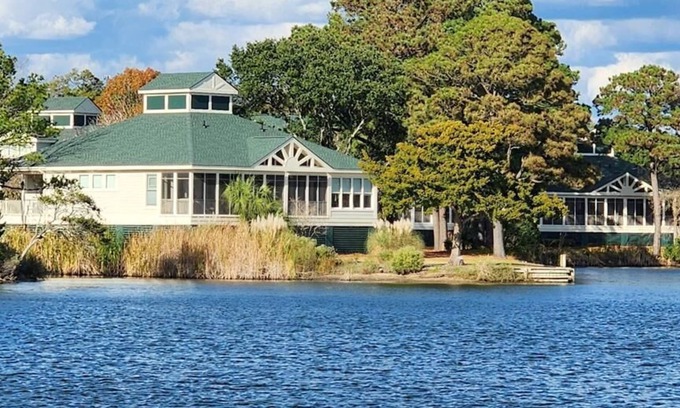 Litchfield by the Sea Condo | Lakeside 58A- Lakefront, Pool, Clubhouse and Tennis Courts, Walking Paths