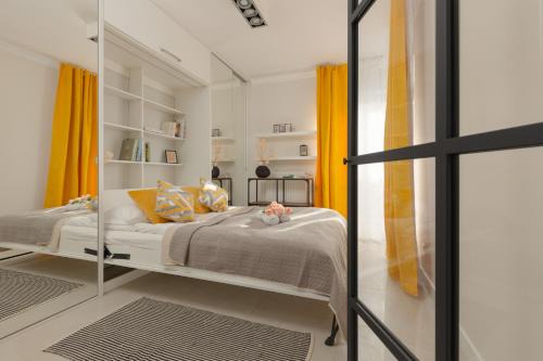 Goclaw Apartment | LakeSide Apartment Kapelanów Armii Krajowej by Noclegi Renters