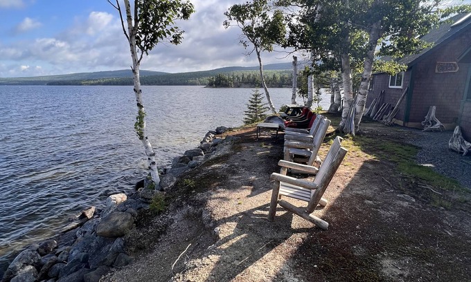 Rangeley Plantation Cabin | Lakeside cabin