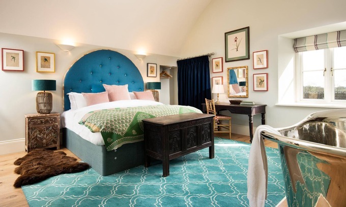 Capheaton Cottage | Lakeside Cottage, Emily in Capheaton, Northumberland - sleeping 2 guests in one bedroom