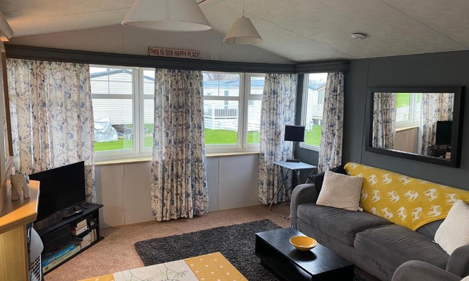 Chichester Other | Lakeside