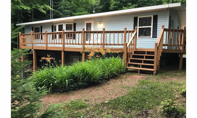 Three Lakes House | Lakeside Getaway in the Nicolet National Forest on Beautiful Butternut Lake