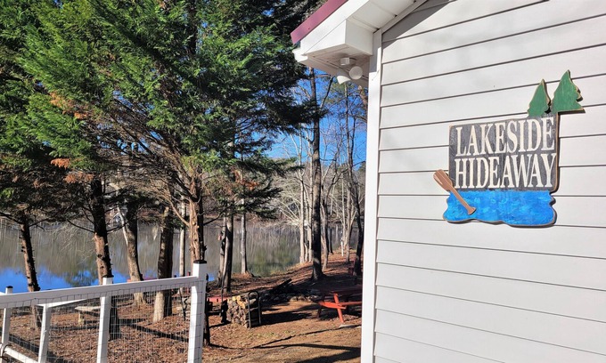 Milledgeville Cottage | Lakeside Hideaway Awaits You