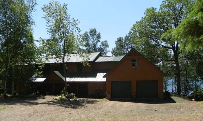 Osceola House | Lakeside Retreat near Osceola, WI