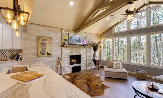 Higden House | Lakeside Retreat on 10 Secluded Wooded Acres at the Raccoon Lakehouse