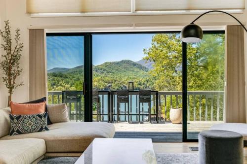 Lake Lure House | Lakeside Serenity Mnt Views Decks Foosball