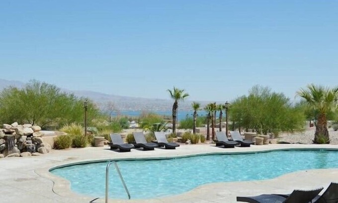 Havasu Lake House | Lakeview Gem: Havasu Getaway with Stunning Views