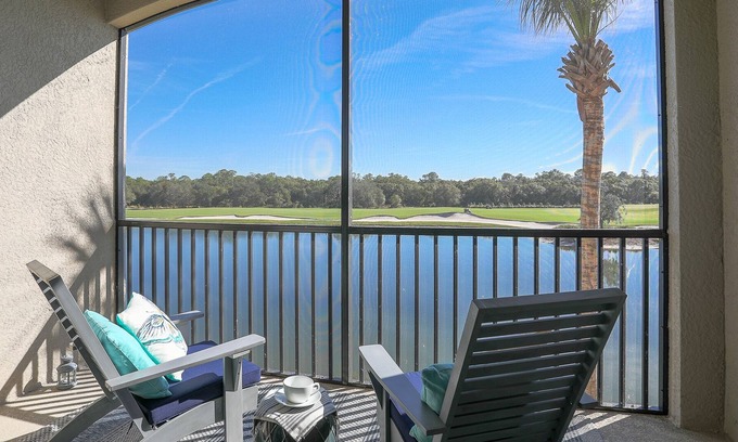 Braden River Condo | Lakeview, Golfing, Lakewood National, Crane Creek