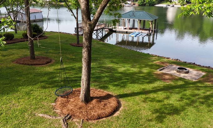 Lake Norman of Catawba House | Lakeview Hideaway – Family-Friendly Lakefront Escape
