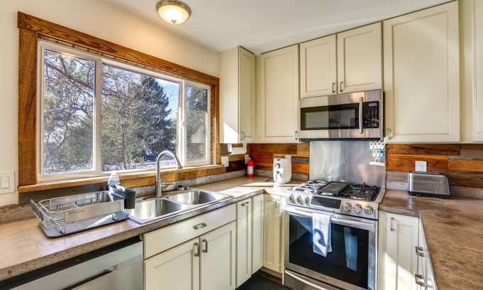Morse Park Cottage | Lakewood Gem w/Deck ~ 7 Mi to Downtown Denver