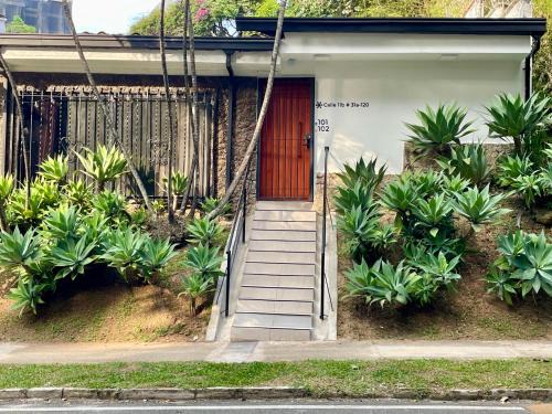 Las Lomas I Apartment | Lalinde by Wynwood House