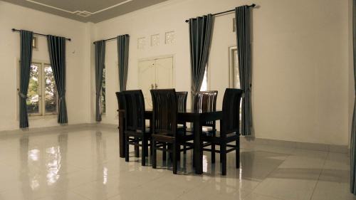 Tetebatu Hotel | Lalinggo Bungalow