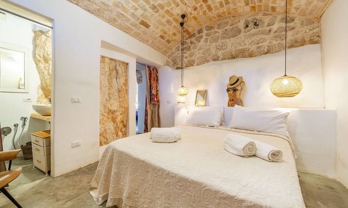 Ceglie Messapica Villa | Lamia Paradiso With Pool