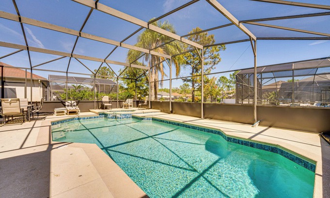 Windwood Bay House | Lanai & Game Room: Vacation Home in Davenport!