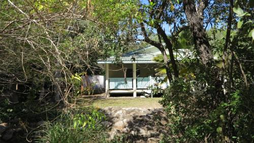 Arcadia House | Lanas Cottage