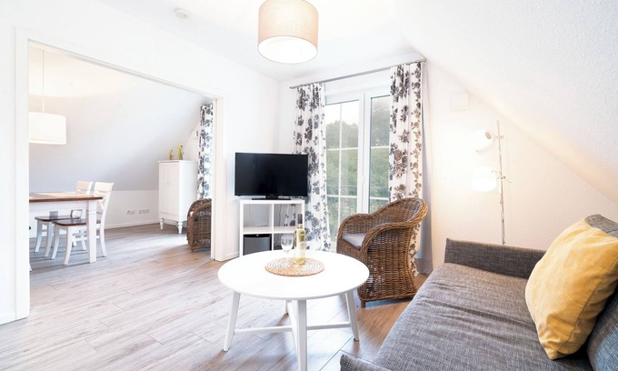 Ratekau Apartment | Land Idyll Warnsdorf - Apartment "Yellow"