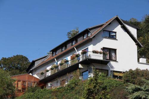 Burgbrohl House | Landgasthaus Rothbrust