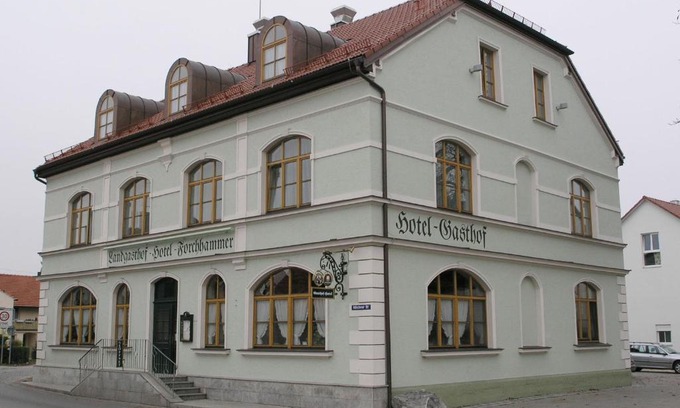 Ebersberg District House | Landgasthof und Hotel Forchhammer