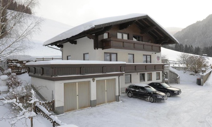 Forstau Apartment | Landhaus Buchsteiner