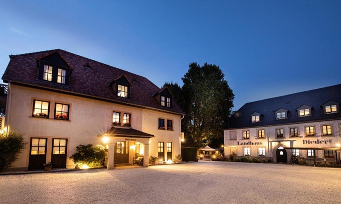 Wiesbaden House | Landhaus Diedert