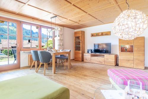 Bad Hindelang Apartment | Landhaus Schenk Hirschbach