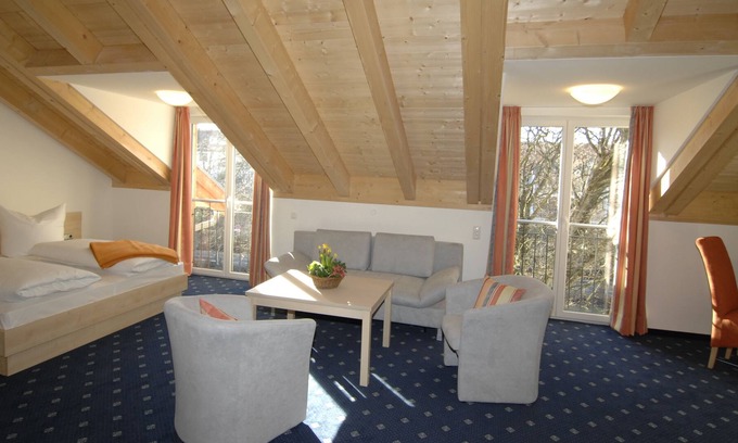 Munchen District House | Landhaus Sixtmühle