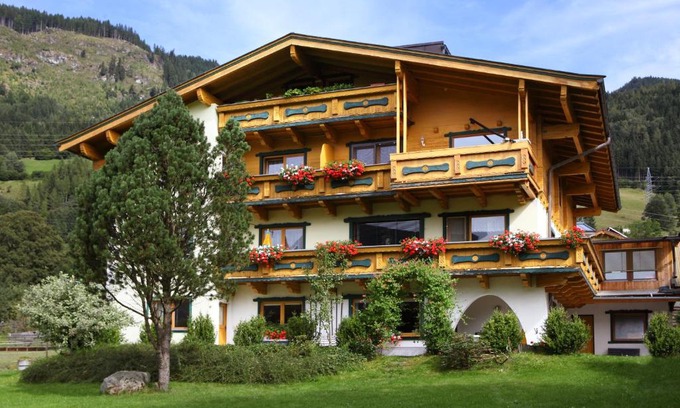 Maishofen Apartment | Landhaus Weiß