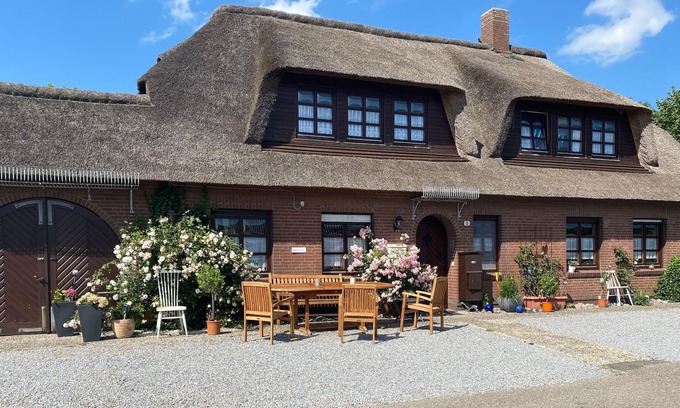 Poppenbull Apartment | Landhus achter de Kark- Smutjes Stuv