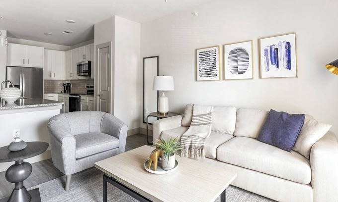 South Arlington Apartment | Landing | Amazing 1BD, Clubhouse, Gym