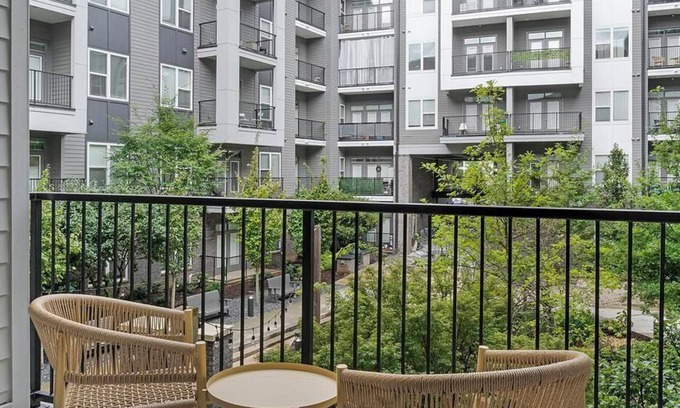 North Decatur Apartment | Landing at Abberly Skye - Studio in North Decatur