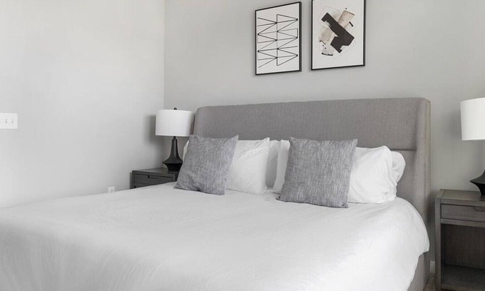 Chapel Hill Apartment | Landing at Blu on Farrington - 2 Bedrooms in Woodland Acres