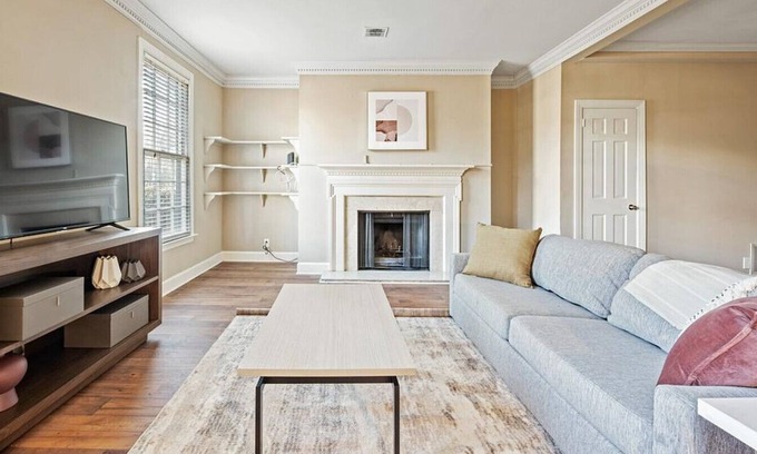 Green Hills Apartment | Landing at Chowning Square - 2 Bedrooms in Green Hills