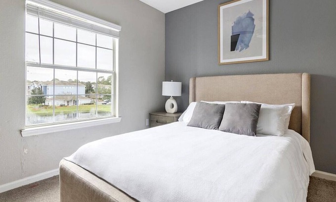 Hyde Park Apartment | Landing at Eden's Edge - 2 Bedrooms in Southwest Jacksonville