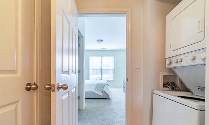 Lexington Apartment | Landing at Forty 57 Apartment Homes - 1 Bedroom in Downtown Lexington