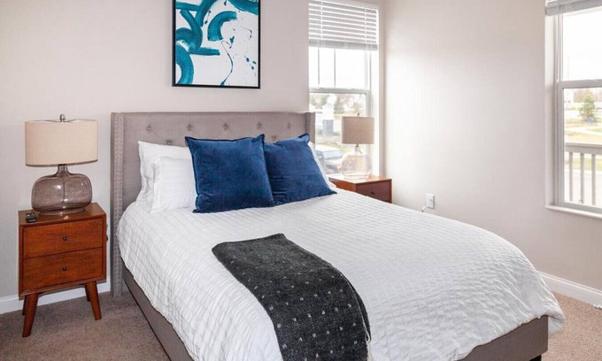 Lewis Center Apartment | Landing at Grand at Polaris - 1 Bedroom in Downtown Columbus
