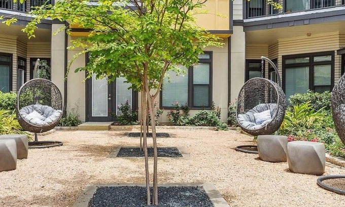 Allandale Apartment | Landing at Haus 5350 - 1 Bedroom in Allandale
