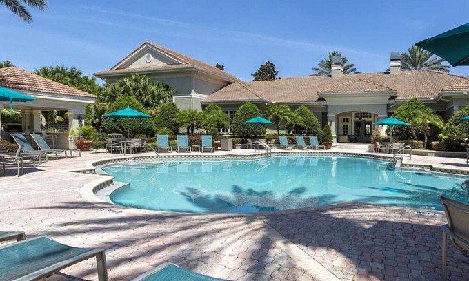 Sanford Apartment | Landing at Lakes Edge - 2 Bedrooms in Downtown Sanford