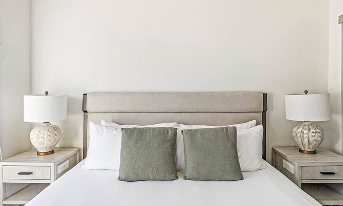 Kent Apartment | Landing at Midtown 64 - 2 Bedrooms in Downtown Kent