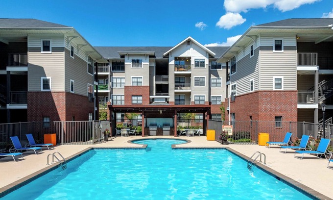 Piedmont Heights Apartment | Landing at Monroe Place - 1 Bedroom in Lenox Park