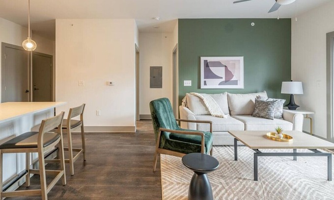 Merry Oaks Apartment | Landing at Radius at Donelson - 2 Bedrooms in Merry Oaks