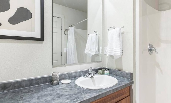 Vancouver Apartment | Landing at Rock Creek Commons - 2 Bedrooms in Orchards