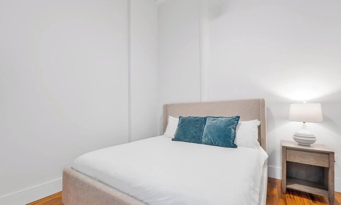 Greenville Apartment | Landing at The American Spinning Mill - 1 Bedro.