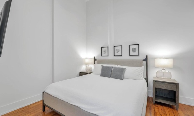 Greenville Apartment | Landing at The American Spinning Mill - 1 Bedro.