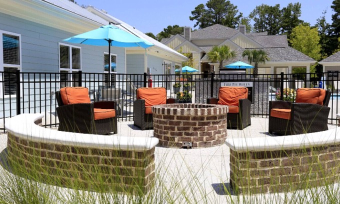 Johns Island Apartment | Landing at The Apartments at Shade Tree - 1 Bedroom in Downtown Charleston