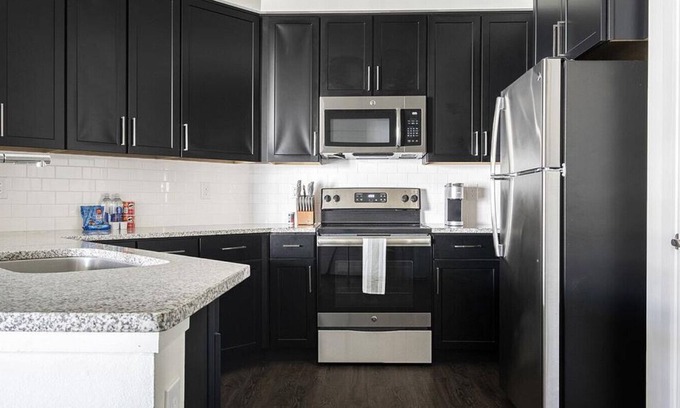 Covington Apartment | Landing at The Green at Northpark - 1 Bedroom in Downtown Covington