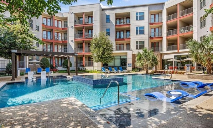 Vickery Meadow Apartment | Landing at The Mark at Midtown - 1 Bedroom in Northwest Dallas
