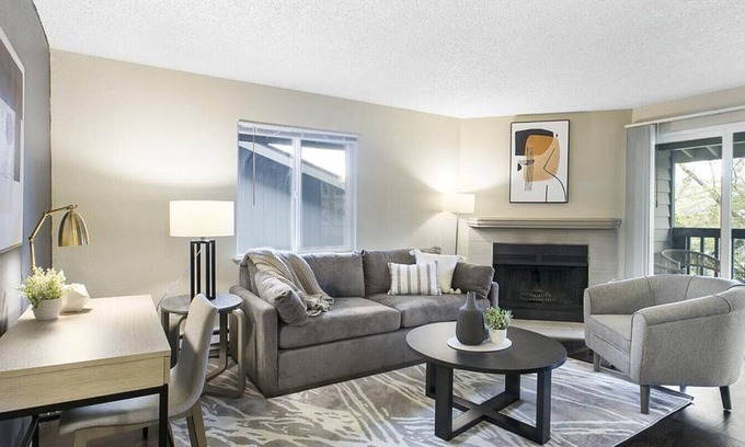 Federal Way Apartment | Landing at Trellis - 2 Bedrooms in Downtown Federal Way